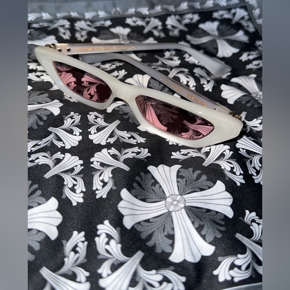 Sluntuation glasses 18k gold plated